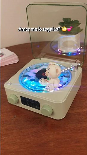 Retro Speaker con Reproductor de Vinilo y Ondas de Luz