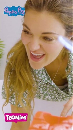 Shower & Splash with Peppa’s House Bath Playset from Toomies