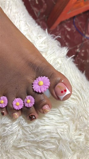 Haitian Nail Tech: Stunning Acrylics and Nail Art
