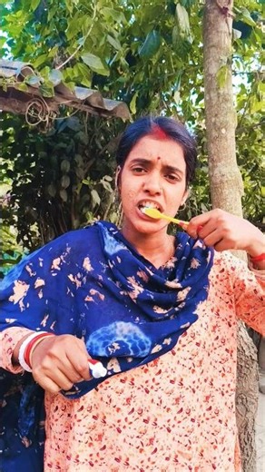 “Colgate Overload Reaction!” 😆🪥