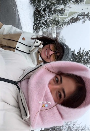 still sick but at least i have some snow to enjoy🤗 so cold but so cozy.