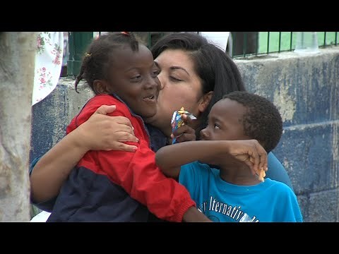 Mexicans Respond To Haitians, Africans With Unusual Hospitality
