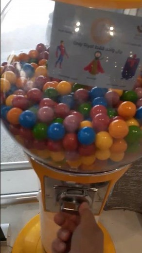 How to Insert Coin on a Gumball Machine Bank #shorts