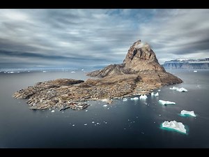 Epic flight to Uummannaq, Greenland, scenic video, 4K.