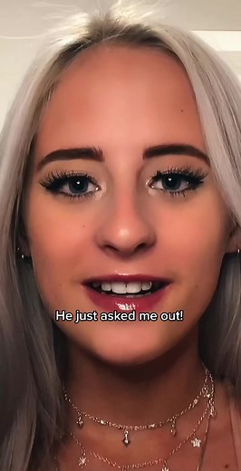 Get Your Crush to Ask You Out Over Text with Facemoji App