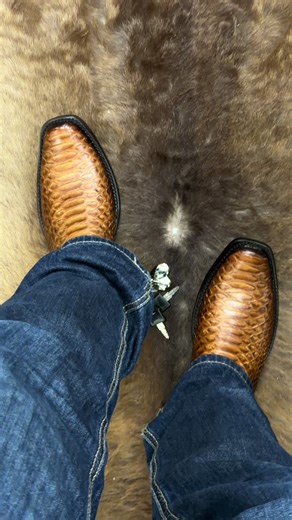 Bota Cuadra exótico Python Narrow toe ya disponible $509 dólares órdenes al 9105967393 #cuadra #python #usa #western