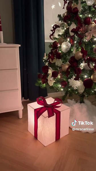 IKEA Gift Lamp: A Must-Have This Year 🎁