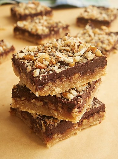 Easy Butter Pecan Turtle Bars - Chocolate Brown Sugar Bars with Pecans