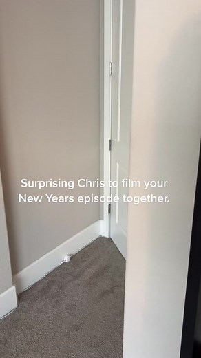 Chris is Noah’s favorite, so couldn’t wait to come home to surprise him to film their New Years episode! 😜 #fyp #foryou #foryourpage #stillfallingforyou #gayguys #gay #corbinfisher #corbinfishermodels #hotguys