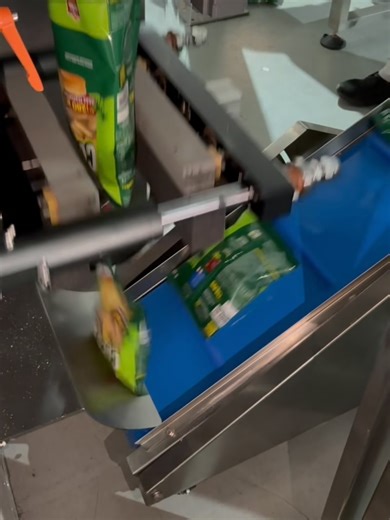 411K views · 4.1K reactions | High speed packaging machine | Henan Cyril Machinery Equipment Co.,LTD | Facebook