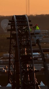 32K views · 1.1K reactions | La construction d'un nouveau grand huit, c'est déjà quelque chose de magique. Ça l'est encore plus au coucher du soleil !    Qui hâte d'en faire un tour en 2024 ? | Europa-Park | Facebook