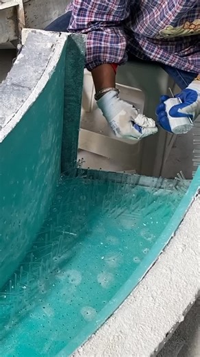 Designers Need on Instagram: "Thousands of glass optical fibers run parallel between the two main surfaces, it allows light to pass through. Illuminated bench by @stepanouyang. #litracon #architecturedetails #bench #architecturelovers #designers_need"