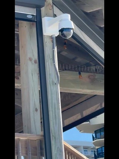 “LIVE Beach Cam Installed at Pineapple Willy’s | Panama City Beach FL 🌴 by CybersMetrics” ← 🔥