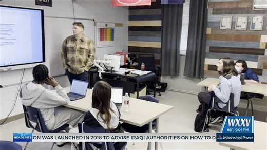 Two local educators named MDE Administrator and Teacher of the Year finalists - WXXV News 25