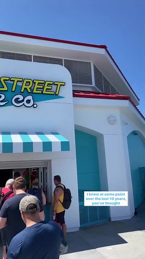 Broad Street Oyster Company opens its doors at the end of the Huntington Beach Pier in the space previously occupied by Ruby’s Diner. Here are a few of the menu items! https://orangecoast.com/ocdining/broad-street-on-the-long-pier-in-huntington-beach 📹️ @dradevsfood #orangecounty #orangecoast #oysters #ocfood #ocfoodie | Orange Coast Magazine
