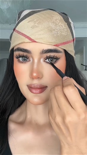 Flawless Eye Makeup Tutorial | Perfect Eyeliner & Doll Eyes Look Step by Step