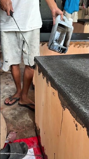 Resin application process #tutorial #woodworking #resin #speakerbox