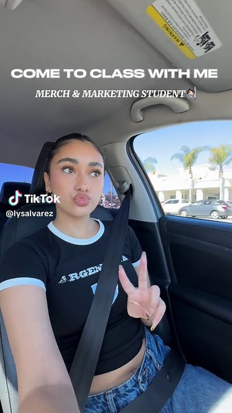 A Day in Class at FIDM: Marketing and Law Insights