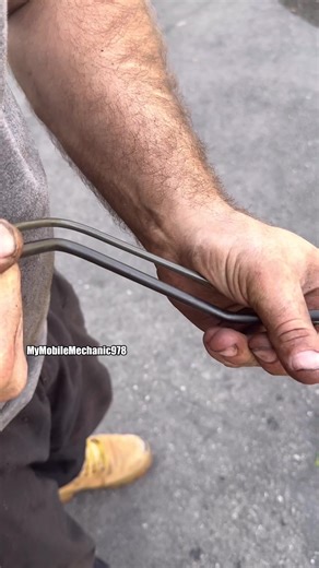 60K views · 483 reactions |  “Fastest way too shape a brake line follow for more repair tips  #mechanic #autorepair | My Mobile Mechanic / Auto Repair & Brake Replacement. | Facebook
