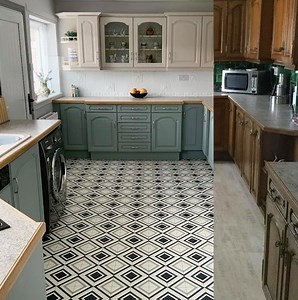 🌟 5 Shades of Frenchic 🌟 How fabulous is this kitchen makeover from Frenchic Fan Forum member Elaine Waugh using 5 shades of Frenchic? Can you guess where? Oh go on then, we'll tell you... ❤️ Top cupboards - Cool Beans from the Al Fresco Inside/ Outside range ❤️ Bottom cupboards - Spitfire from The Lazy Range ❤️ Tiles - Dazzle Me from the Al Fresco Inside/ Outside range ❤️ Skirting & door frame - City Slicker from the Al Fresco Inside/ Outside range ❤️ Doors - Whiter than White from the Trim P