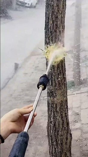 Witness the Power of High Pressure Water Jetting Impressive Impact Display for Cleaning Efficiency