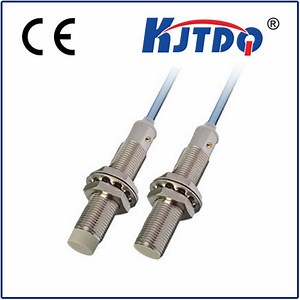 [Hot Item] Wholesale with M12 Metal Case Capacitive Sensor Switch PNP No