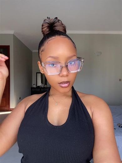 How to Style a Halter Neck Top for Every Occasion