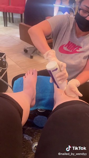 Shocking Nail Salon Experience: Wendy's Disgusting Nails Revealed