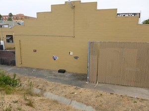 What's With the 'No Trespassing' Signs Along the San Lorenzo River?