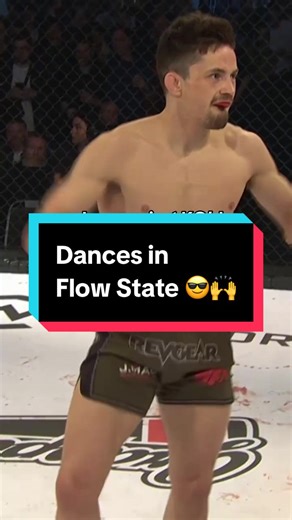 Those moves are in a flow state 🕺 @GeorgeHardwickMMA #dance #fighter