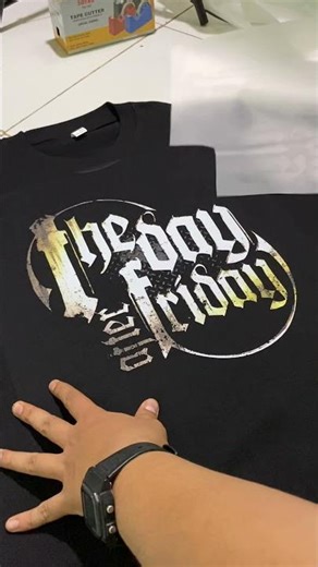 Sablon DTF raster kaos hitam font