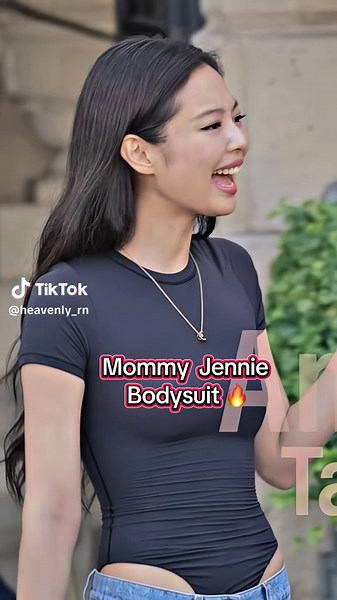 Tebak Aura: Outfit Stylish Ala Jennie Blackpink