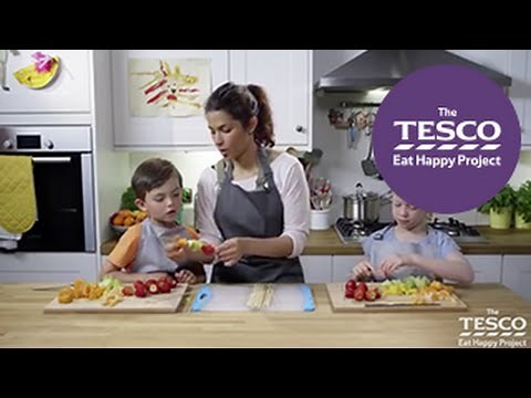 Get children excited about healthy eating with our fruit kebabs - Eat Happy Project