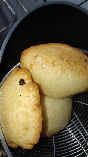 soft and tasty pua recipe|बिहारी पुआ इस तरीके से बनाए जो खाएं बार बार खाएं|how to make pua|by menka