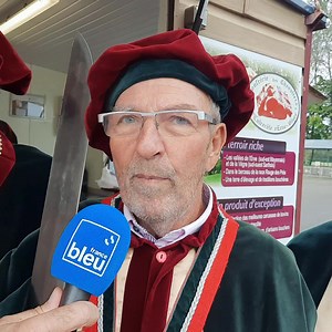 Festival de la viande avec Jean-Yves Moisy, grand maître de la confrérie des chevaliers de l'entrecôte. | ici Mayenne