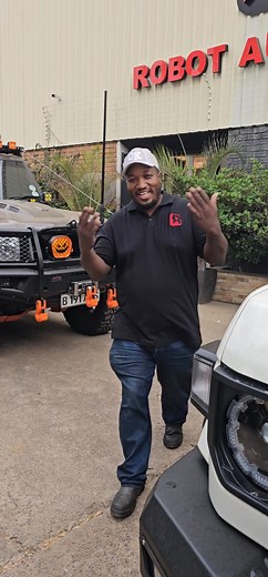 Custom 4x4 Robot Builds on TikTok