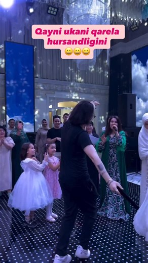 Nargis on Instagram: "😀Shunaqa qayni ukasi bolishni niyat qiganla like bosib toyi yaqinilaga jonatib qoyila✈️"