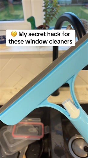 For 6 quid these keep my kitchen worktop dry #tiktokmademebuyit #cleaninghacks #cleaningtips #windowcleaner #dealdrops