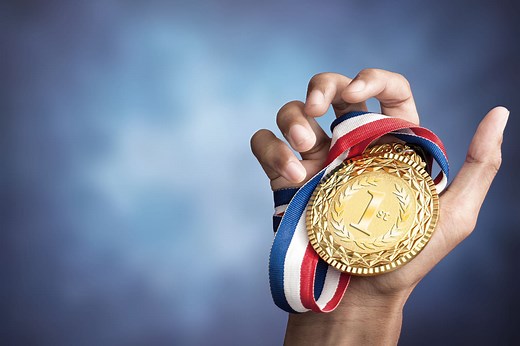 Médaille du travail : demande, prime, fonction publique...