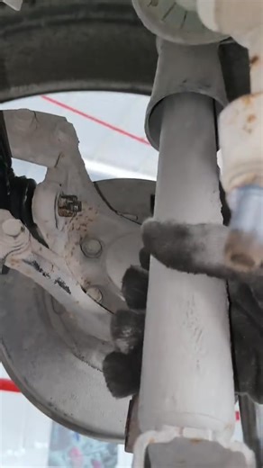 Auto mechanaki | Engine Mechanic Engineer