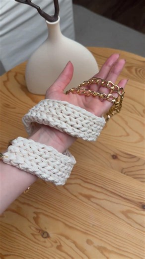 Crafting a Stylish Woven Handbag from Scratch