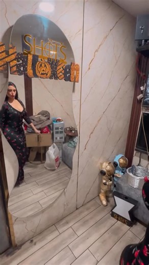 Luxe Magazine on Instagram: "@nashwabellydancer_official"