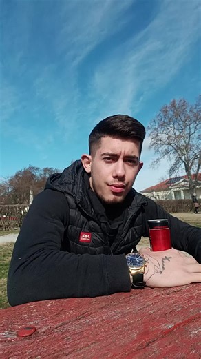 Rolika05 (@rolikaa05) videója, benne: L.L.Junior Bumeráng Csaj - _꧁𝙂𝙮𝙥𝙨𝙮𝙈𝙪𝙨𝙞𝙘꧂_