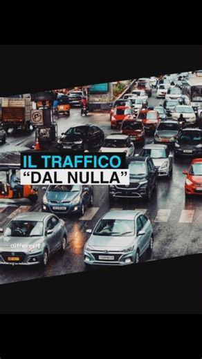 different ® on Instagram: "IL TRAFFICO “DAL NULLA” Nel 2008 un team di ricercatori giapponesi è riuscito, per la prima volta, a riprodurre in modo controllato su una pista di prova i cosiddetti ingorghi a “onda d’urto”. Si tratta di congestioni che nascono da oscillazioni minime nella velocità dei veicoli: basta una piccola variazione perché si inneschino frenate improvvise e rallentamenti che poi si propagano all’indietro nel traffico, con una velocità molto simile a quella osservata su strada,