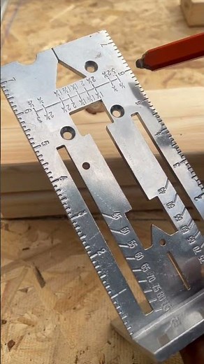 How to use a Universal Square (Part 2) #universalsquare #tips #tricks #carpentry #wood #carpenter