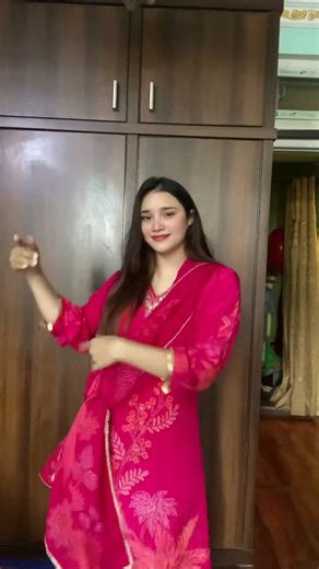 Chuttamalle Lyric #explorepage Janhvi Kapoor#rose