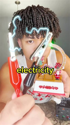 Santa lowkey went CRAZY 😭🎅🏻 #highvoltage #toys #santaclaus putting toys under high voltage until it stops