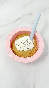 CARROT CAKE PORRIDGE 🥕 🥕Ingredients (1 portion) 1/2 carrot, peeled and grated 30g oat 150ml milk of choice (I used oat milk) 1 teaspoon of almond butter(optional) 🥕Ingredients (doses if you’re planning to freeze the leftovers) 1 carrot, peeled and grated 140g porridge oat 600ml milk of choice (I used oat milk) 2 tablespoons almond butter Method Add all the ingredients in a saucepan and cook for 8-10 minutes until creamy (add more milk if necessary), stirring regularly. Let it cool slightly be