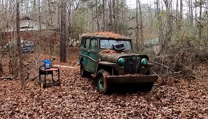 1961 Willys Jeep Was Left to Rot in the Woods, Takes First Drive in 30 Years