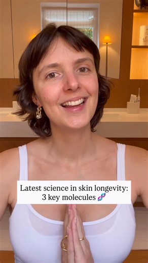 Jessie Inchauspé on Instagram: "You’ve probably heard a lot about longevity and staying healthy as we age. But it’s not just about our brains. There is a scientific revolution happening right now in skin longevity, led by the amazing scientists at @vichylaboratoires . They’ve shared their science with me so I could share it with you. After 20+ years of research and hundreds of studies, they’ve put together a powerful trio of molecules that help with skin longevity by restoring cells’ own power t